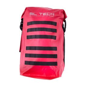 Specification(s)

Waistbelt, shoulder straps and rear are padded for comfort
Upper flap with inside identification card pocket
Side and top handles for carrying by hand
Upper loop for hauling
Height: 21’’ (534mm)
Volume: 30L 76m (250’) de corde 12mm (1/2’’)
Material : PVC
Height : 21’’ (534mm)
Volume : 30L, 76m (250’) of 12mm rope 